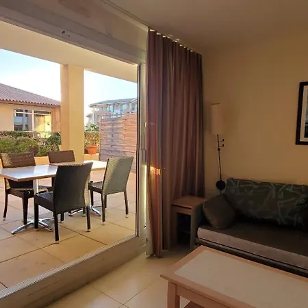 Cap Hermes 2-3 Pieces Avec Grande Terrasse Et Apercu * Fréjus